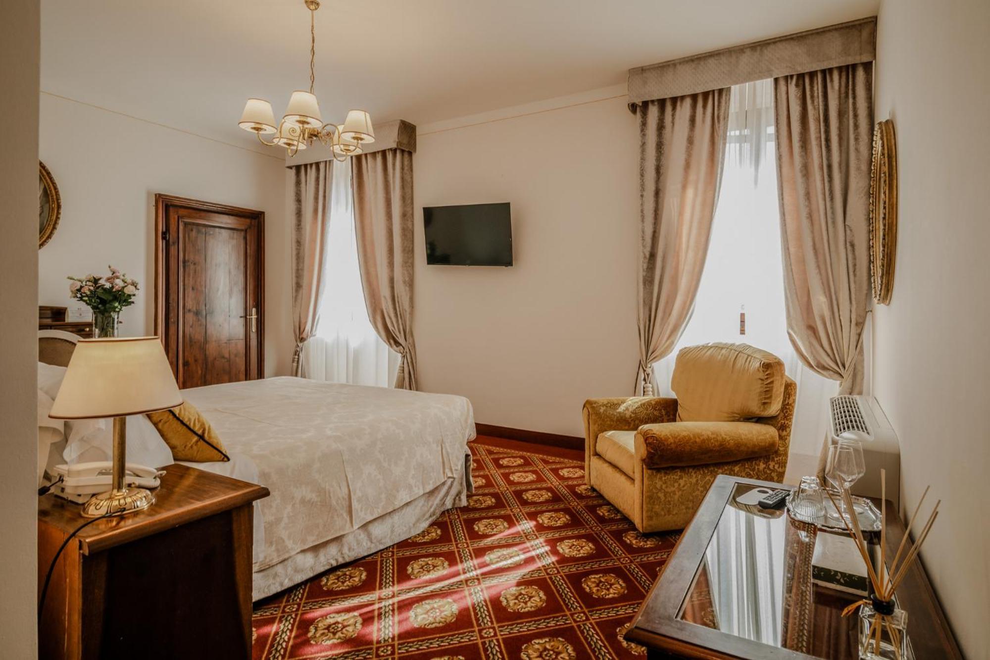 Villa Lecchi Hotel Wellness Colle Val D'Elsa Exteriör bild