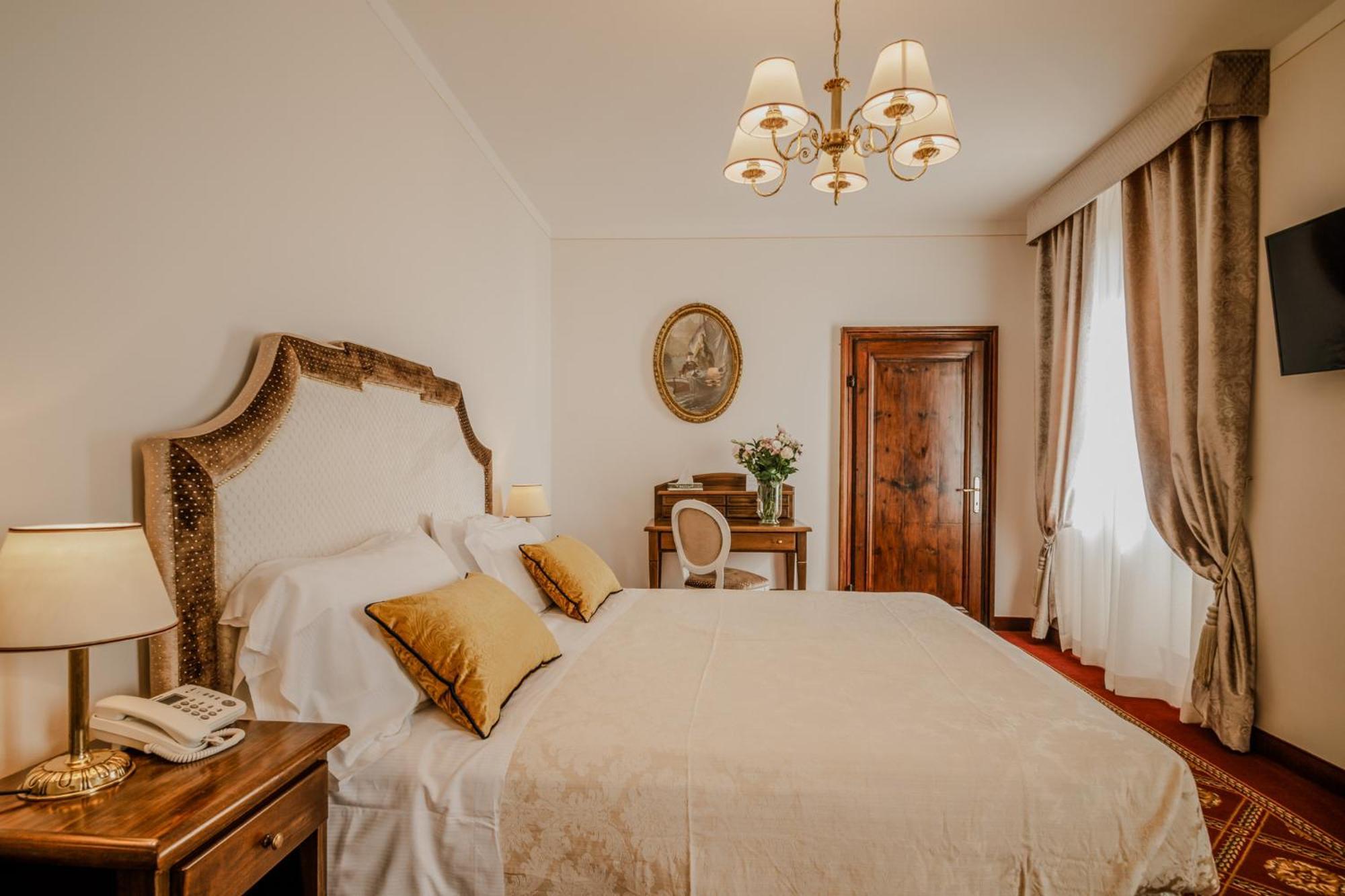 Villa Lecchi Hotel Wellness Colle Val D'Elsa Exteriör bild